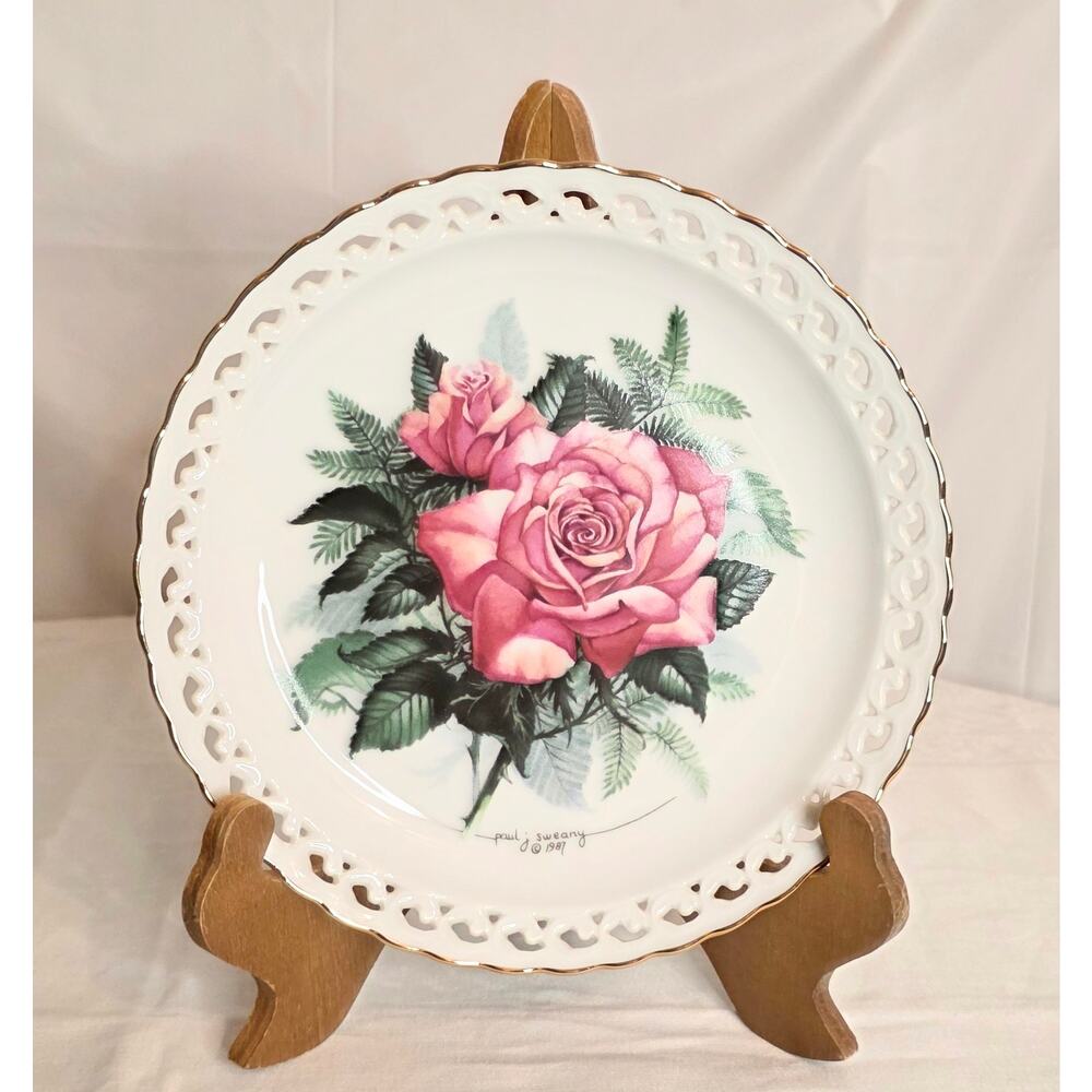 Hamilton Collection Plate (American Heritage 1966 All American Rose) Paul Sweany